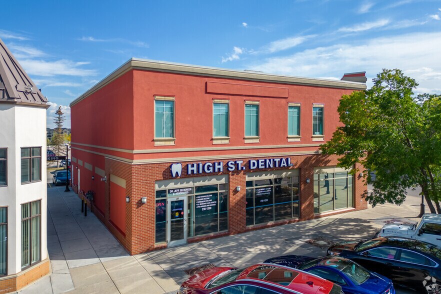 More Photos Of 20 Mckenzie Towne Ave SE, Calgary Unknown For Lease