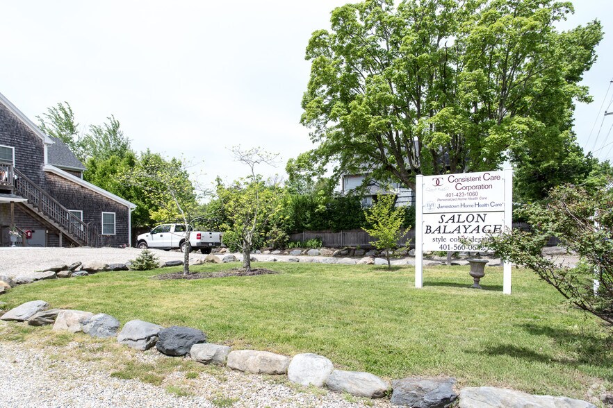 More Photos Of 49 North Rd, Jamestown Office Residential For Lease