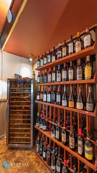 More Photos Of 351 Silver St, Elko Restaurant For Sale