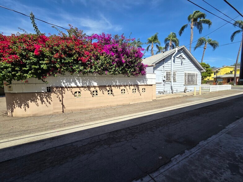 More Photos Of 1810 N Broadway, Santa Ana Medical For Sale