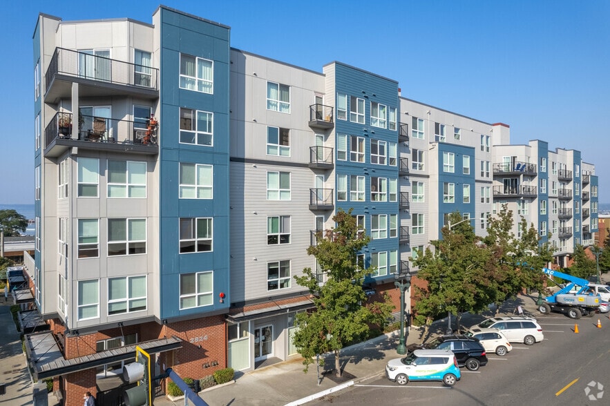 More Photos Of 2824 Grand Ave, Everett Apartments For Lease