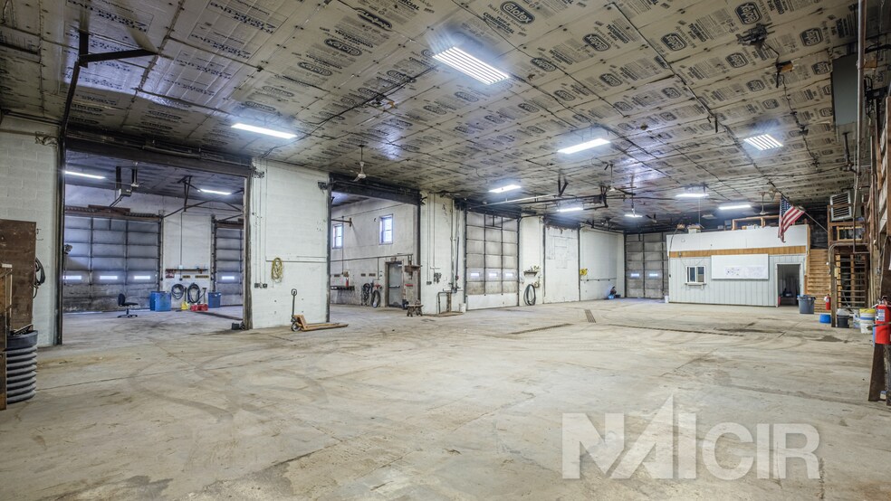 More Photos Of 294 Freedom Rd, Williamsport Industrial For Sale