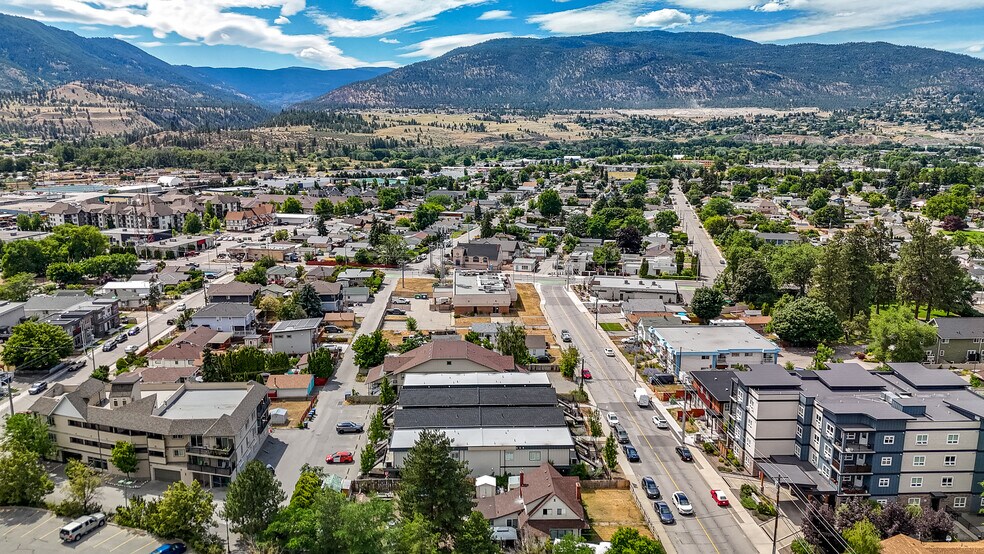 More Photos Of 116 Calgary Av, Penticton Apartments For Sale