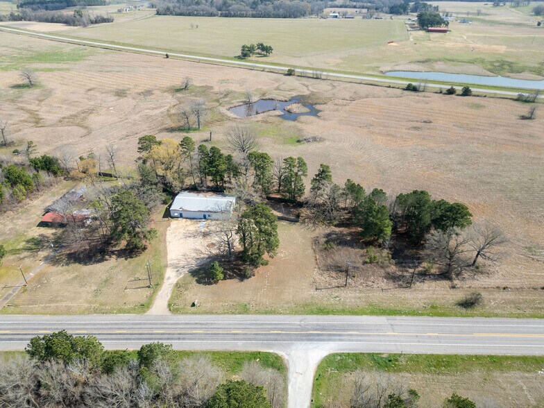 More Photos Of 5810 US Highway 259 N, Naples Freestanding For Sale