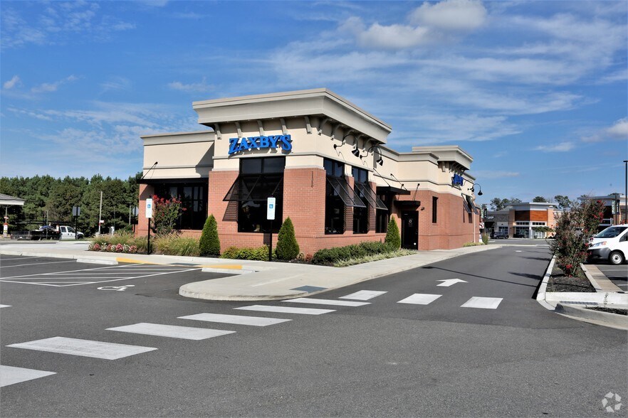 Primary Photo Of 11350 Nuckols Rd, Glen Allen Fast Food For Lease