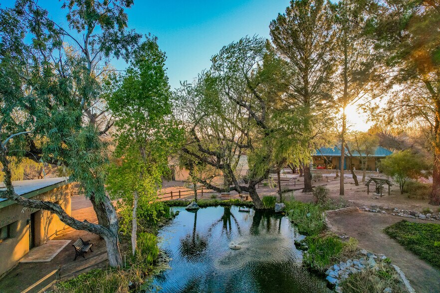 More Photos Of 3001 E Frontage Rd, Amado Restaurant For Sale