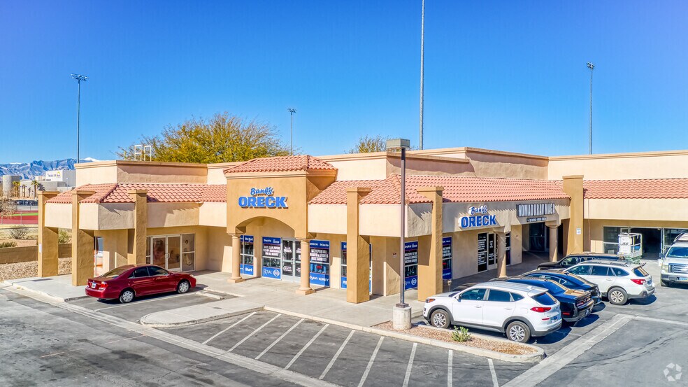 More Photos Of 5597 S Rainbow Blvd, Las Vegas Unknown For Lease