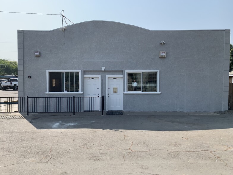 Primary Photo Of 3142 Atchison St, Riverbank Auto Dealership For Lease