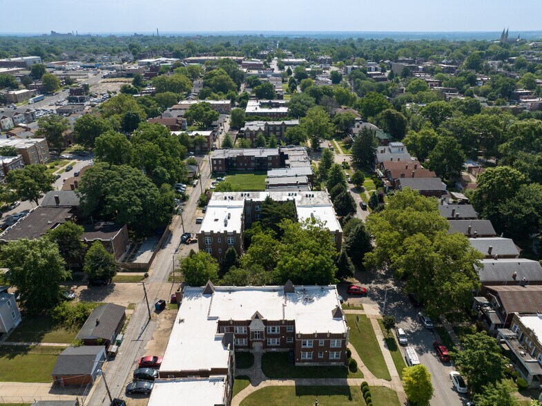 More Photos Of , Saint Louis Multifamily For Sale