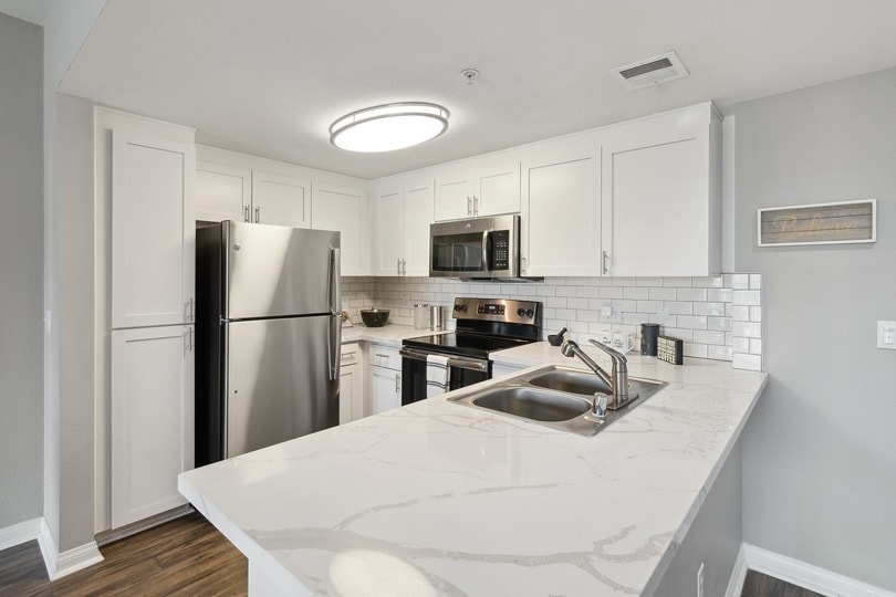 More Photos Of 5395 Napa St, San Diego Apartments For Lease