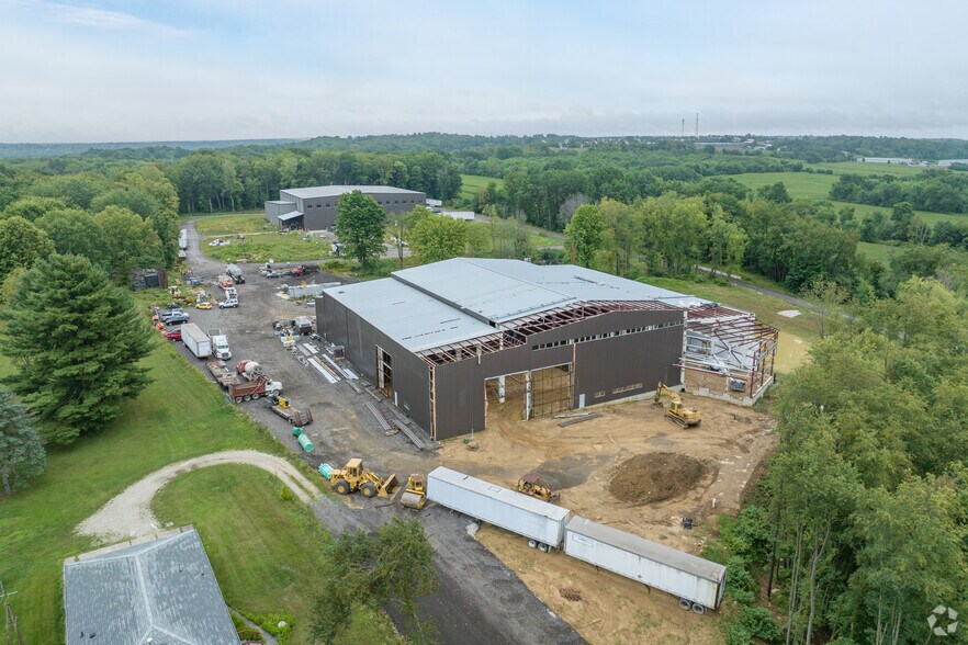 More Photos Of 5205 Cleveland Massillon Rd, Norton Manufacturing For Lease