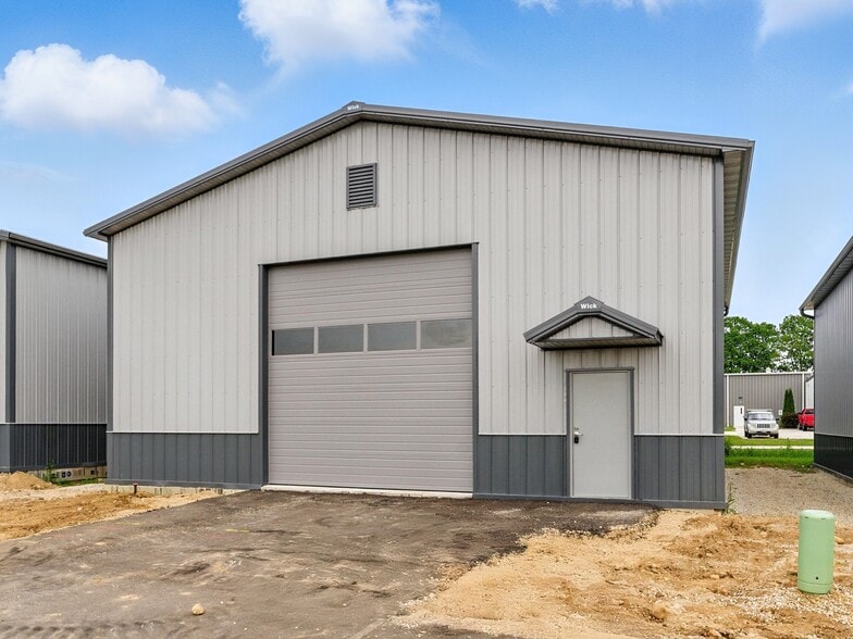 More Photos Of W4838 County Rd RR, Random Lake Manufacturing For Sale