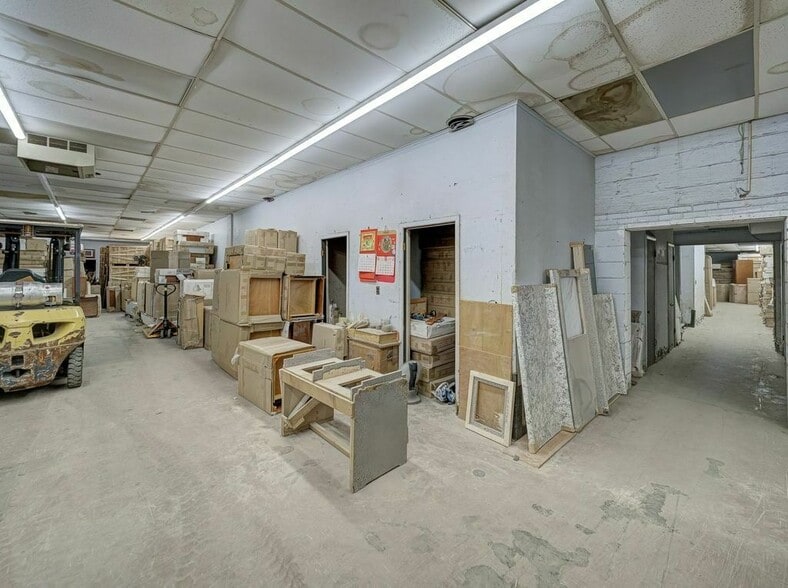 More Photos Of 300-306 W 1st Ave, Roselle Warehouse For Sale