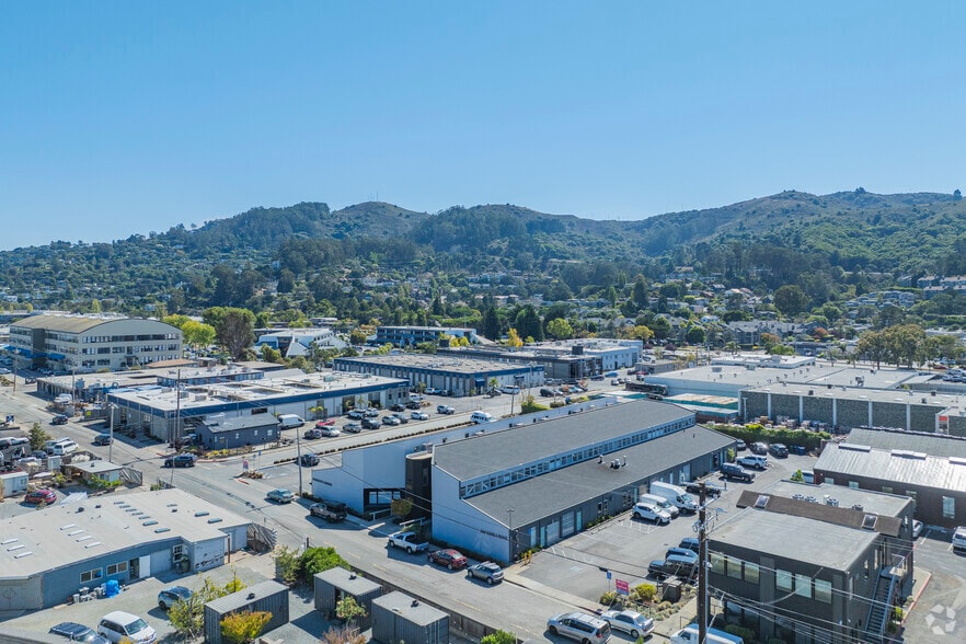 More Photos Of 200 Gate Five Rd, Sausalito Light Manufacturing For Lease