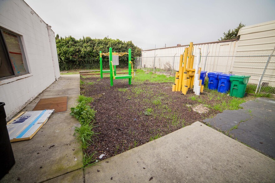 More Photos Of 3563 San Pablo Dam Rd, Richmond Freestanding For Sale