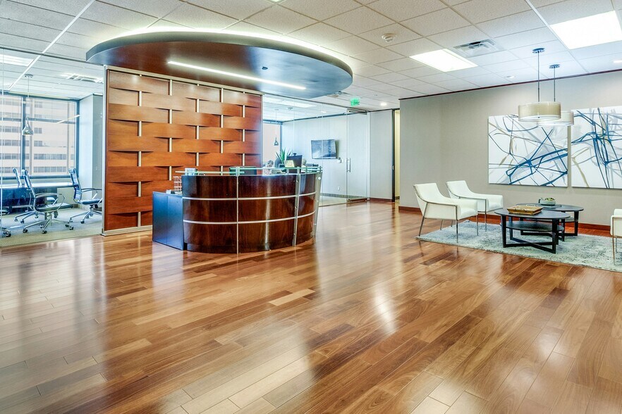 More Photos Of 13355 Noel Rd, Dallas Coworking Space