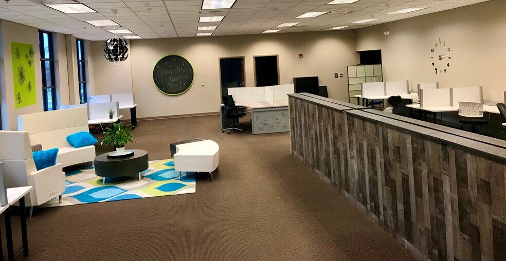 More Photos Of 3340-3350 NE Ralph Powell Rd, Lee's Summit Office For Lease