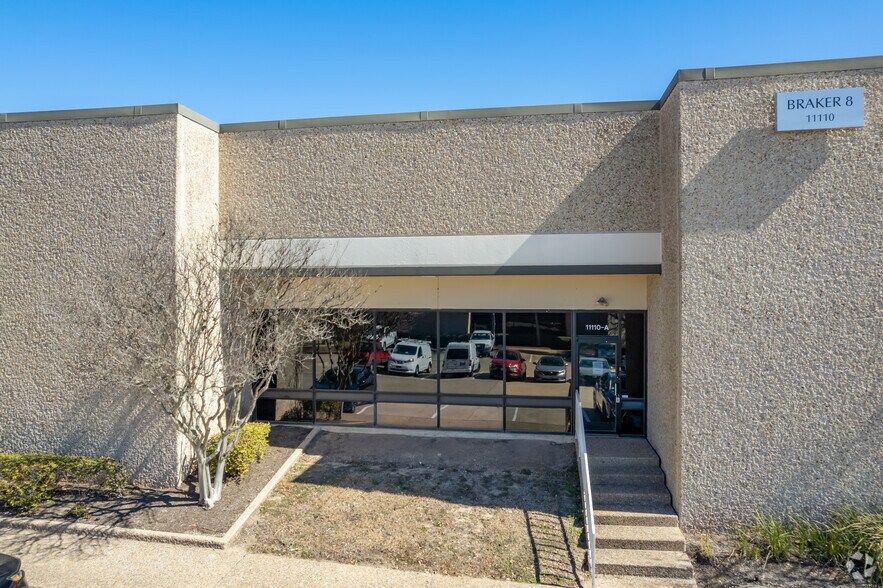 More Photos Of 2111 Braker Ln, Austin Unknown For Lease