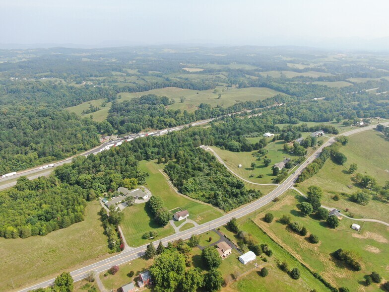 More Photos Of 10535 Lee Hwy, Fincastle Assisted Living For Sale