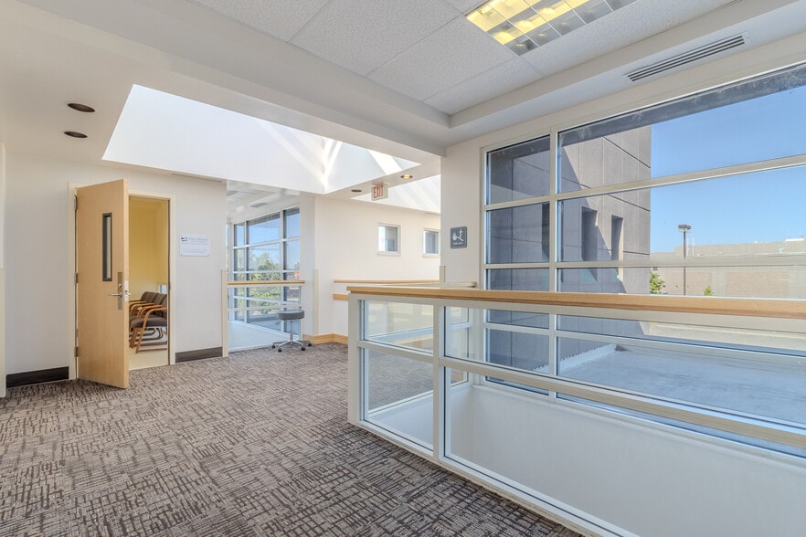 More Photos Of 320 Dayton st, Kennewick Medical For Sale