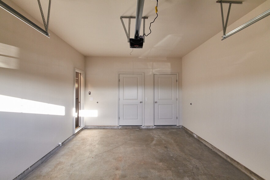 More Photos Of 6645 Stein Way, Macungie Apartments For Sale