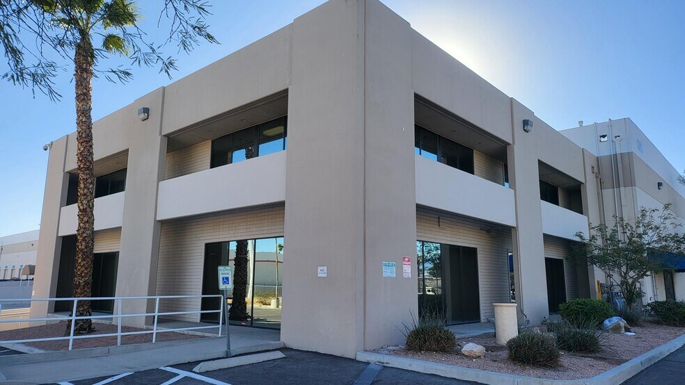 More Photos Of 3325-3326 W Oquendo Rd, Las Vegas Warehouse For Lease