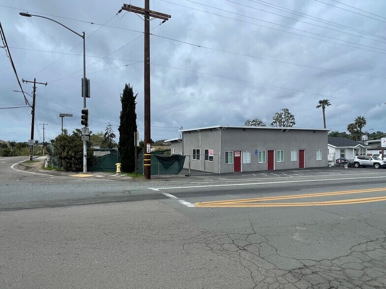 More Photos Of 1990 S Santa Fe Ave, Vista Freestanding For Sale