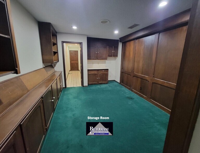 More Photos Of 3111 McClelland Blvd., Joplin Office For Sale