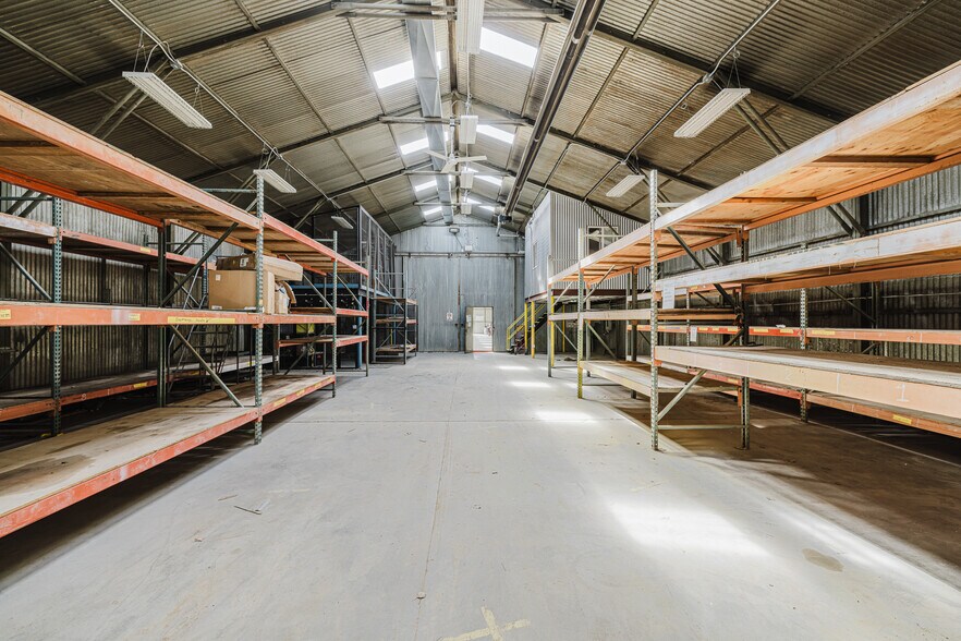 More Photos Of 824 Poplar St, Carlin Industrial For Sale