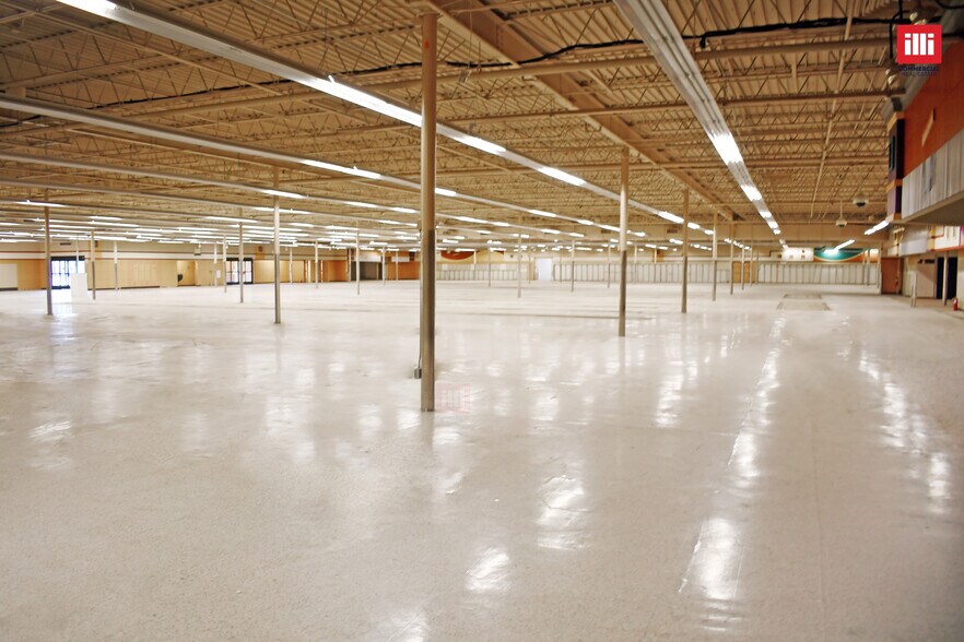 More Photos Of 1545 S Prairie Ave, Pueblo Freestanding For Sale