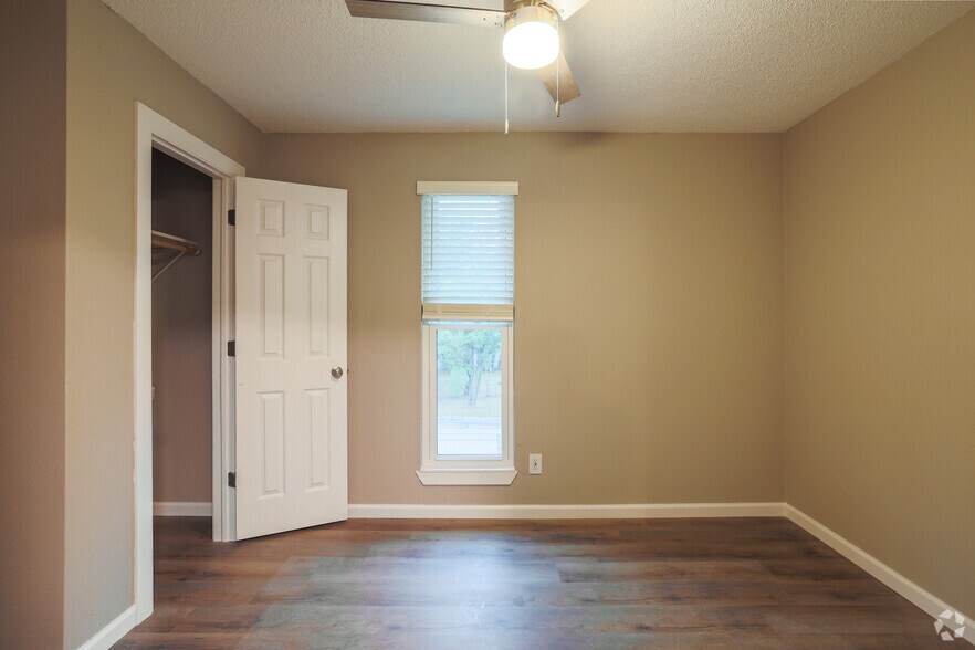 More Photos Of 425 W Taft St, Wichita Apartments For Sale