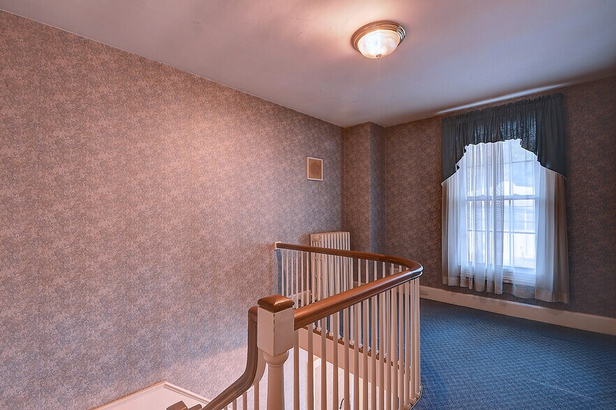 More Photos Of 201 Meadow St, Naugatuck Office For Sale