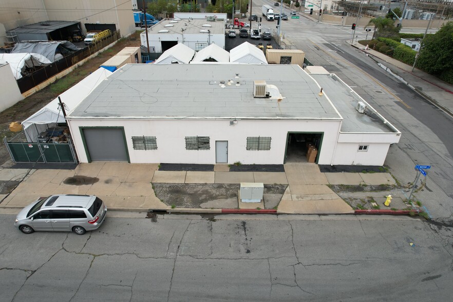 More Photos Of 1621-1623 W Gladstone St, Azusa Warehouse For Sale