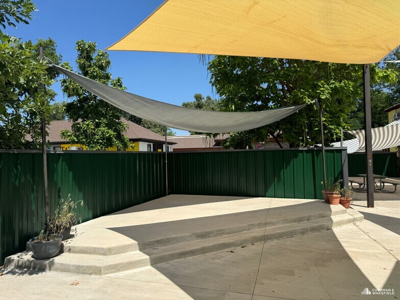 More Photos Of 122 W Laurel St, Fort Collins General Retail For Sale