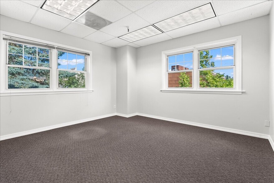 More Photos Of 2052 Prospector Ave, Park City Storefront Retail Office For Lease