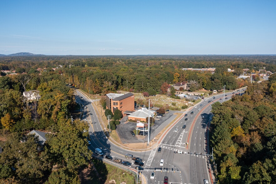 More Photos Of 2265 Roswell Rd, Marietta Office For Lease