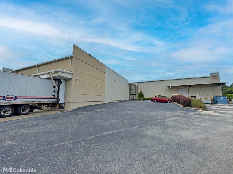 More Photos Of 1261 1st St S, Columbia Light Distribution For Sale