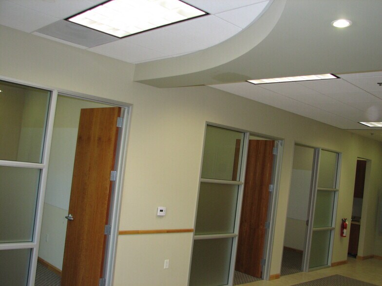 More Photos Of 9650 Research Dr, Irvine Office For Lease