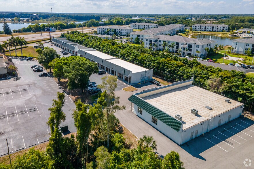 More Photos Of 17230-17250 S Tamiami Trl, Fort Myers Unknown For Lease
