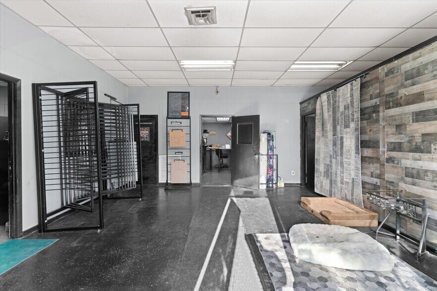 More Photos Of 3744 Lake Katherine Rd, Tunnel Hill Warehouse For Sale