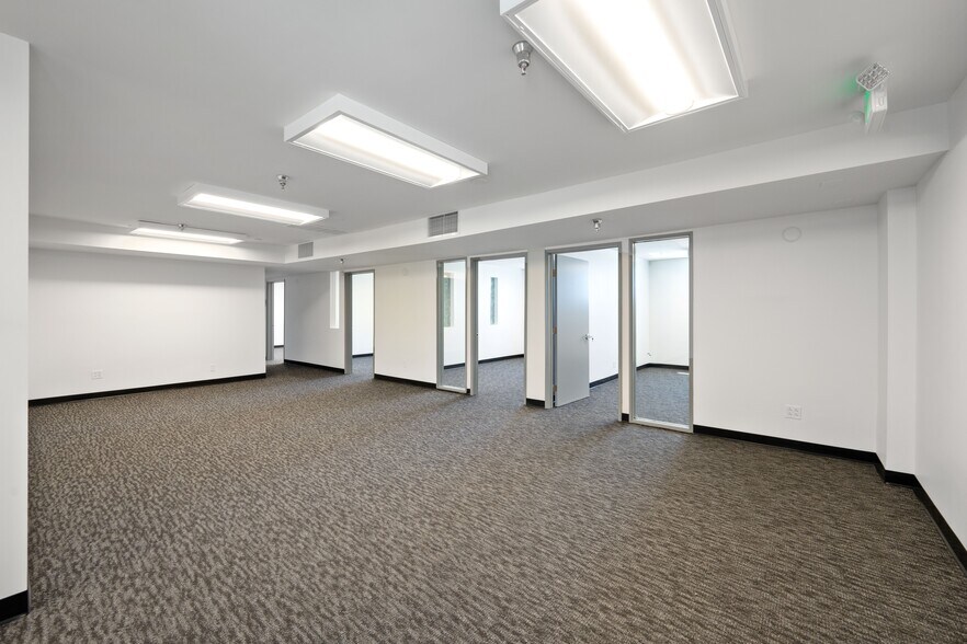 More Photos Of 15916 S Figueroa St, Gardena Warehouse For Sale