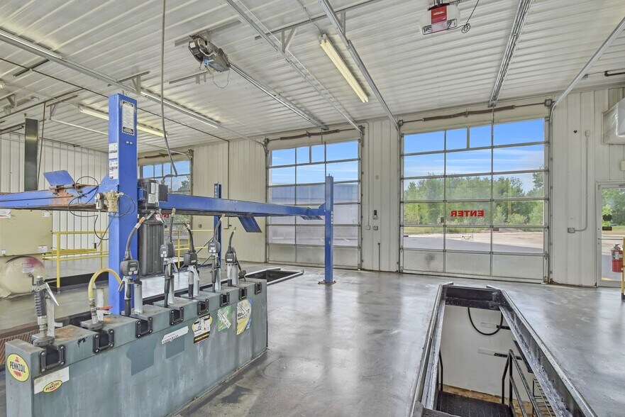 More Photos Of 615 County Road R, Denmark Auto Repair For Sale