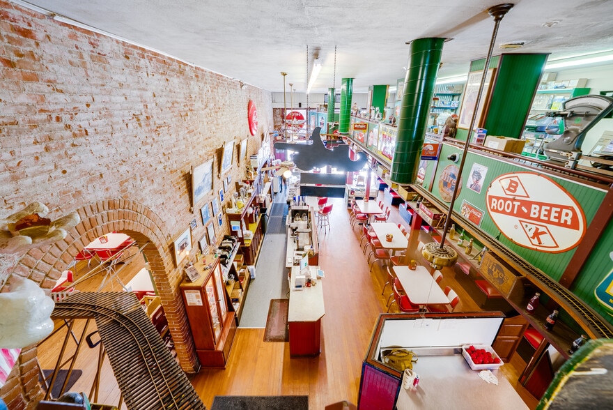 More Photos Of 2130-2134 Main St, Julian Storefront For Sale