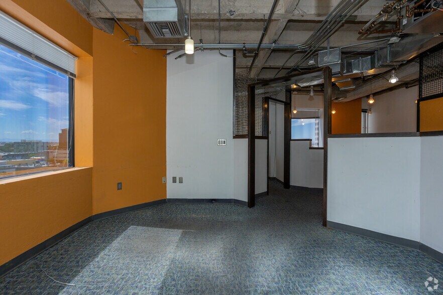 More Photos Of 100 N Stone Ave, Tucson Office Residential For Lease