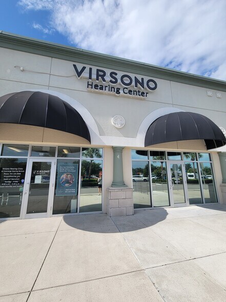More Photos Of 2444-2474 Laurel Rd, Venice Freestanding For Lease