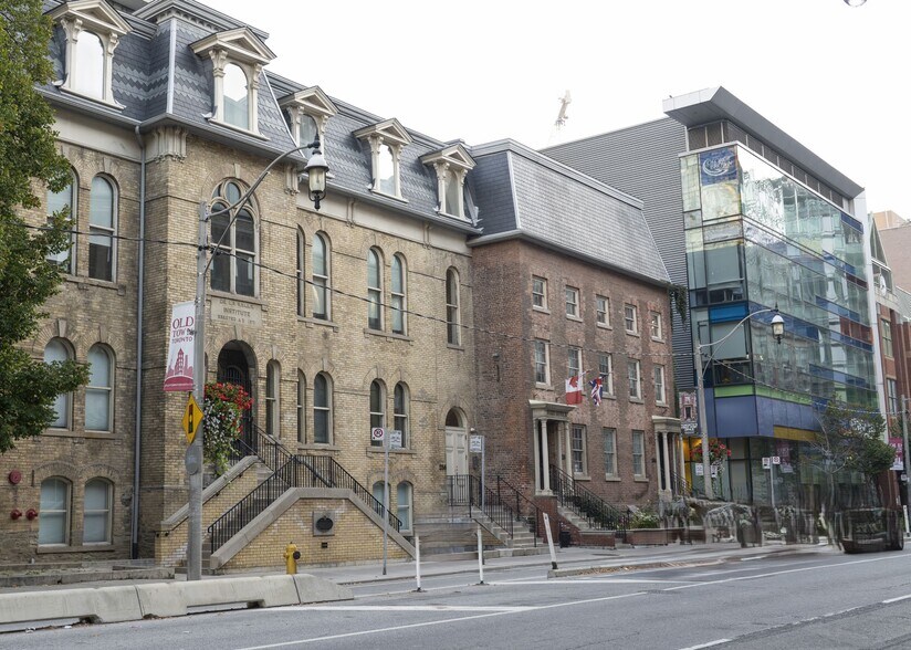 More Photos Of 252-264 Adelaide St E, Toronto Office For Lease