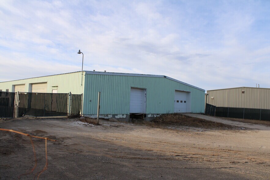 More Photos Of 683 Sullivan Dr, Fond Du Lac Warehouse For Sale