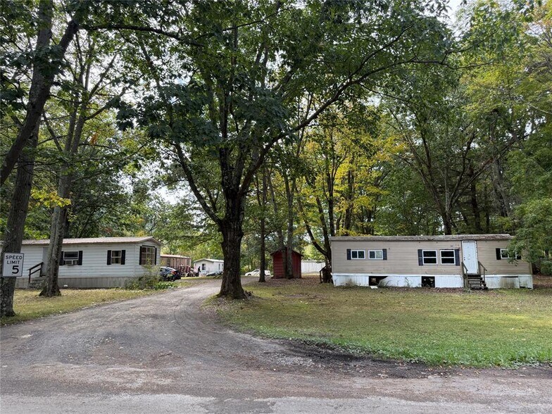 Primary Photo Of Stillwater Road Properties, Conklin Manufactured Housing Mobile Home Park For Sale