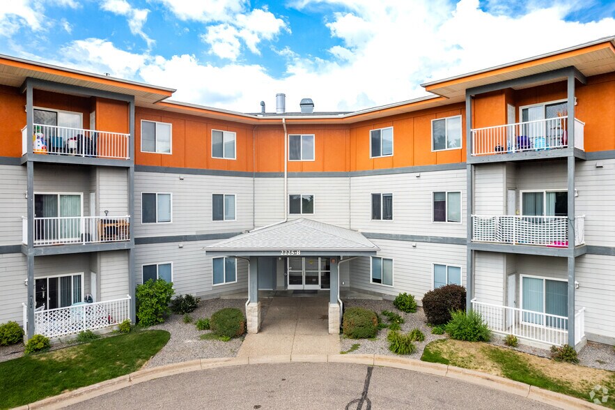 More Photos Of 2225 Orleans St W, Stillwater Apartments For Sale