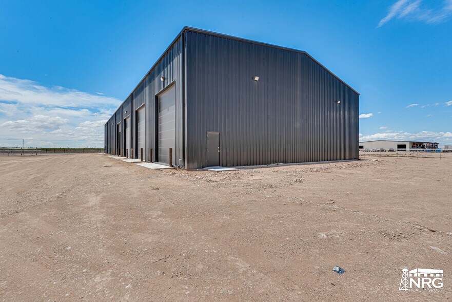 More Photos Of 5620 N FM 1788, Midland Warehouse For Lease